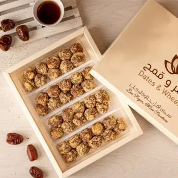 Date bites with Tahini <br> تمر بطحينية