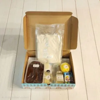 Dates and Wheat Kit <br> مجموعة تمر و قمح